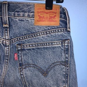 Levi’s wedgie fit jeans (mom jeans)